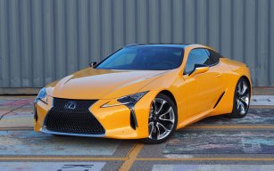 Lexus899